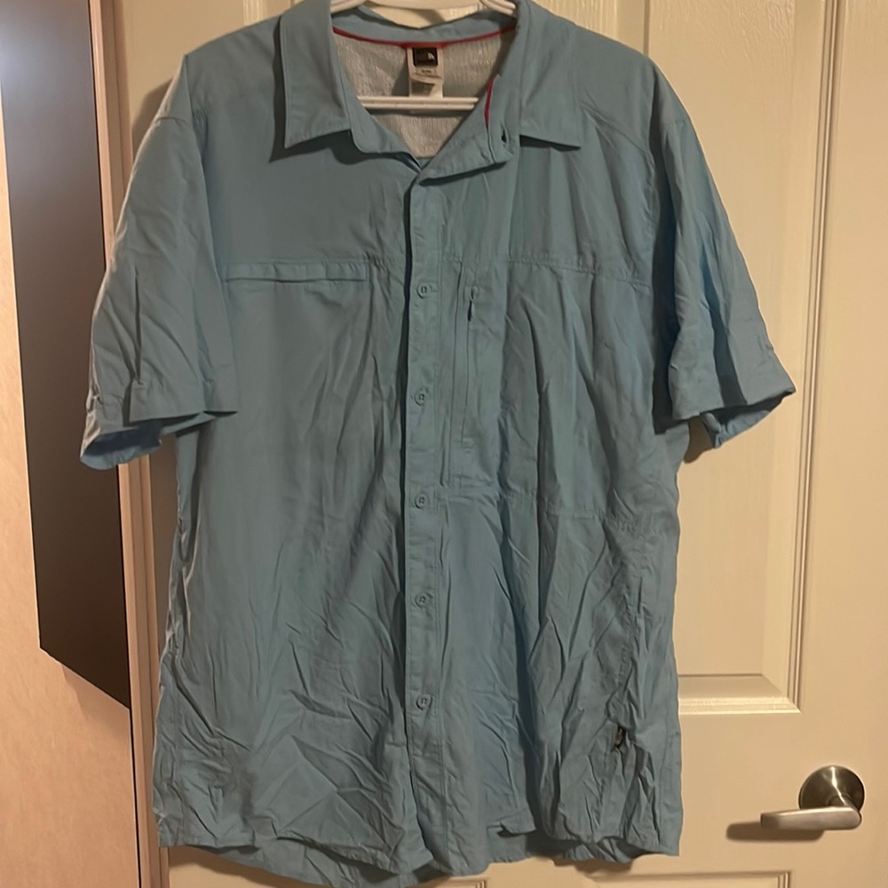 Short Sleeve Button Up Northface shirt